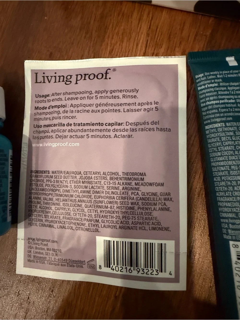 Living Proof Deep Clean Starter Kit – Black and White Box
